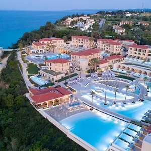 cora-hotel-spa-resort.hotelschalkidiki.net/